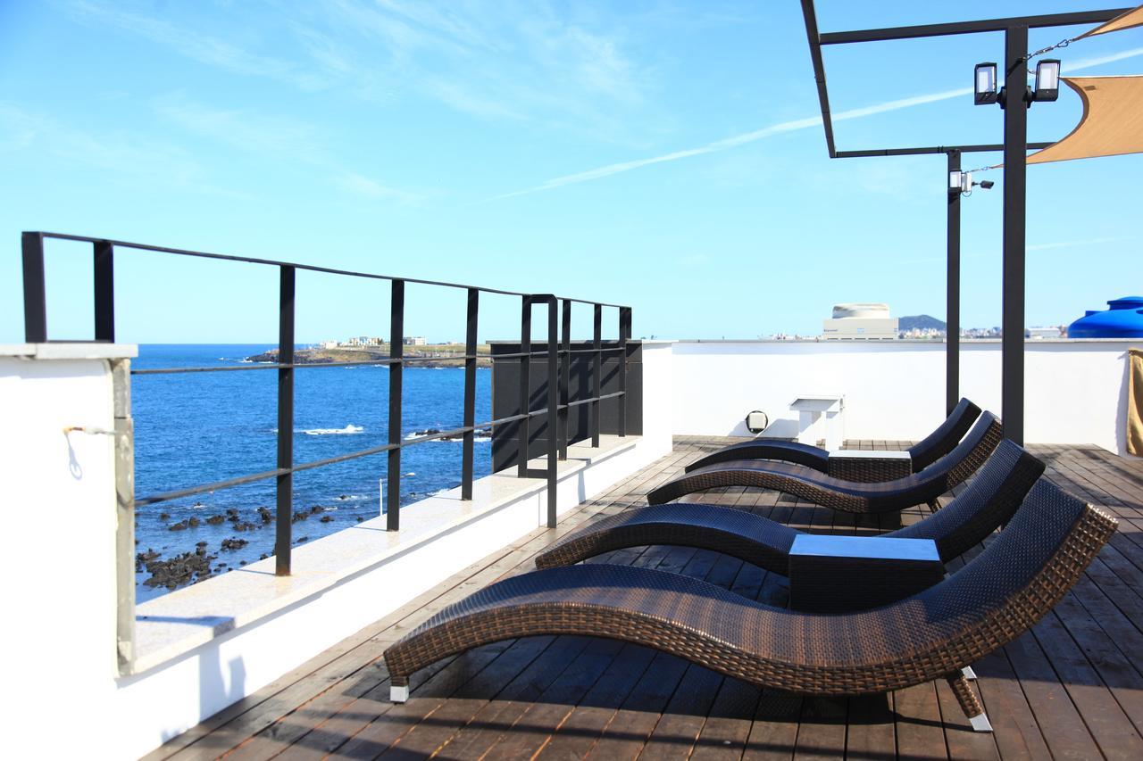 The Four Hills Jeju Hotel Exterior photo