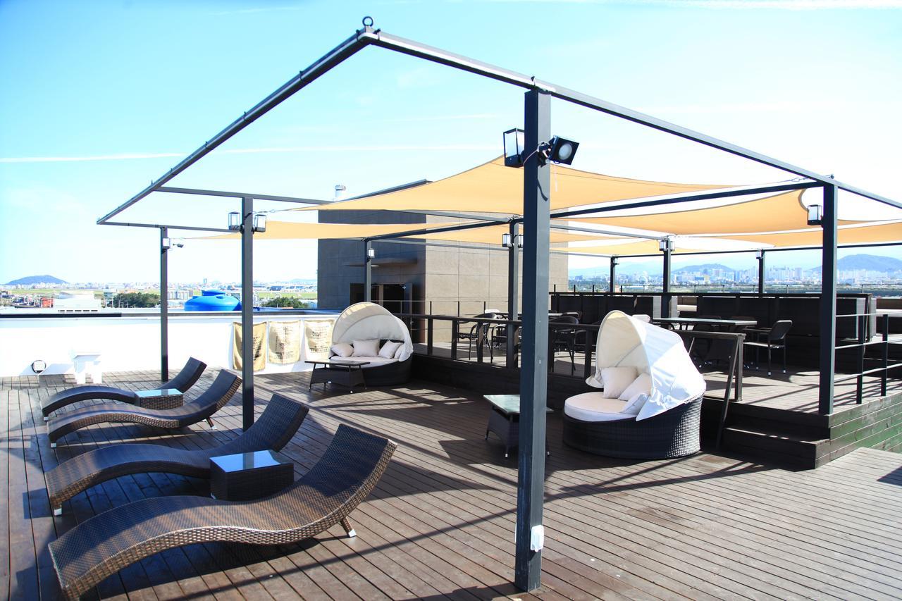The Four Hills Jeju Hotel Exterior photo