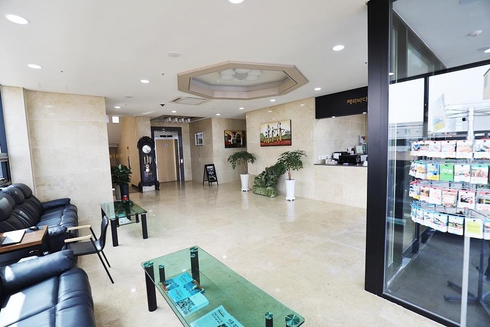The Four Hills Jeju Hotel Exterior photo