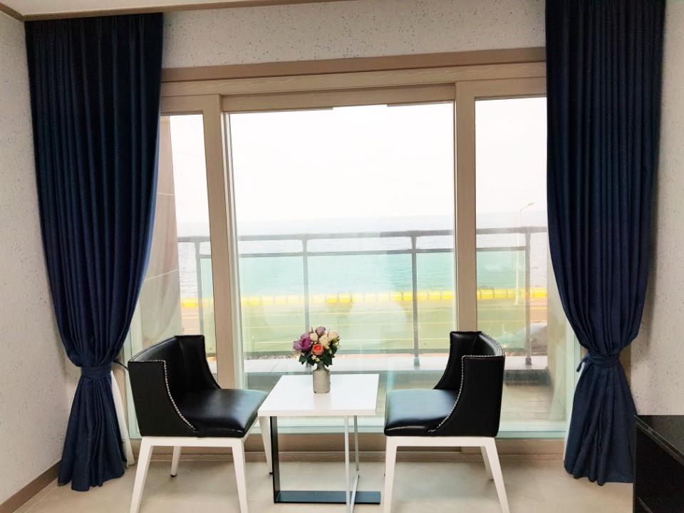The Four Hills Jeju Hotel Exterior photo