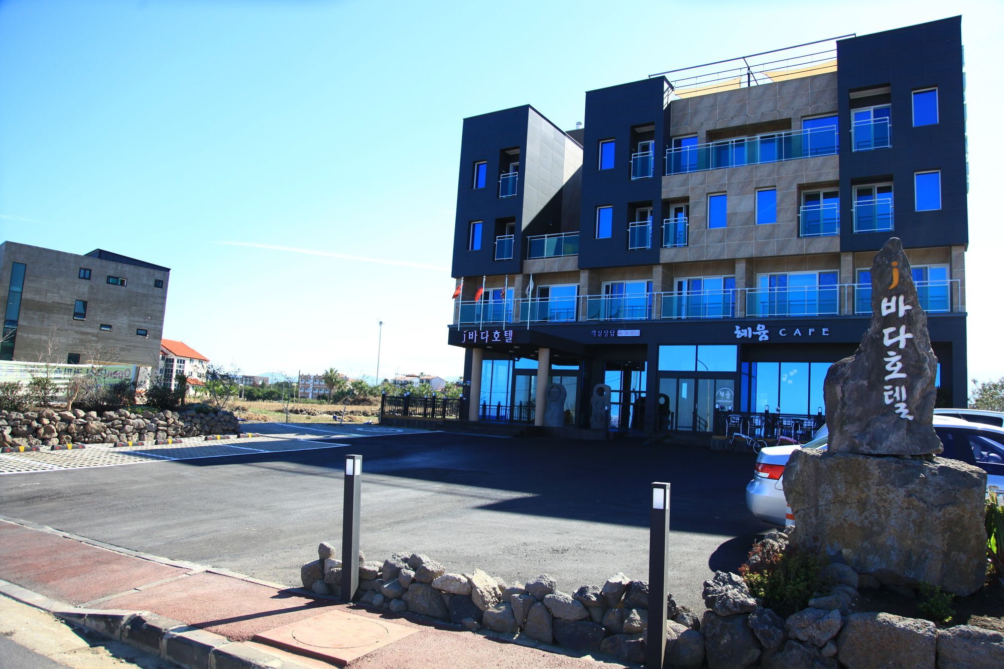The Four Hills Jeju Hotel Exterior photo